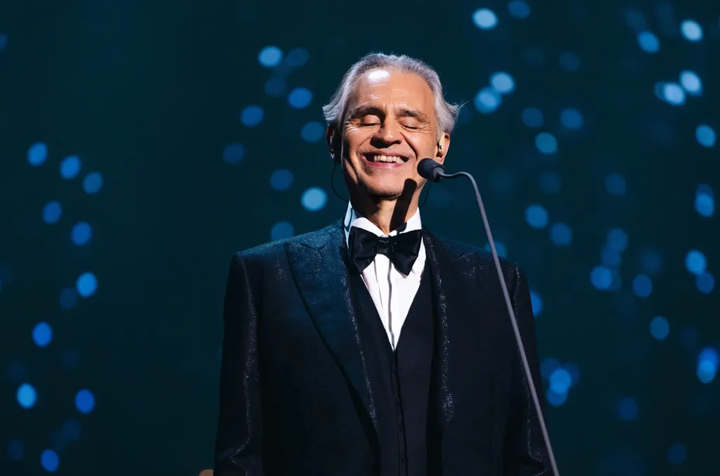 Riviera Francesa e Itália 2026: uma viagem entre charme, sofisticação e paisagens inesquecíveis 6 Andrea Bocelli Christmas grammy holiday special 2024 billboard 1548