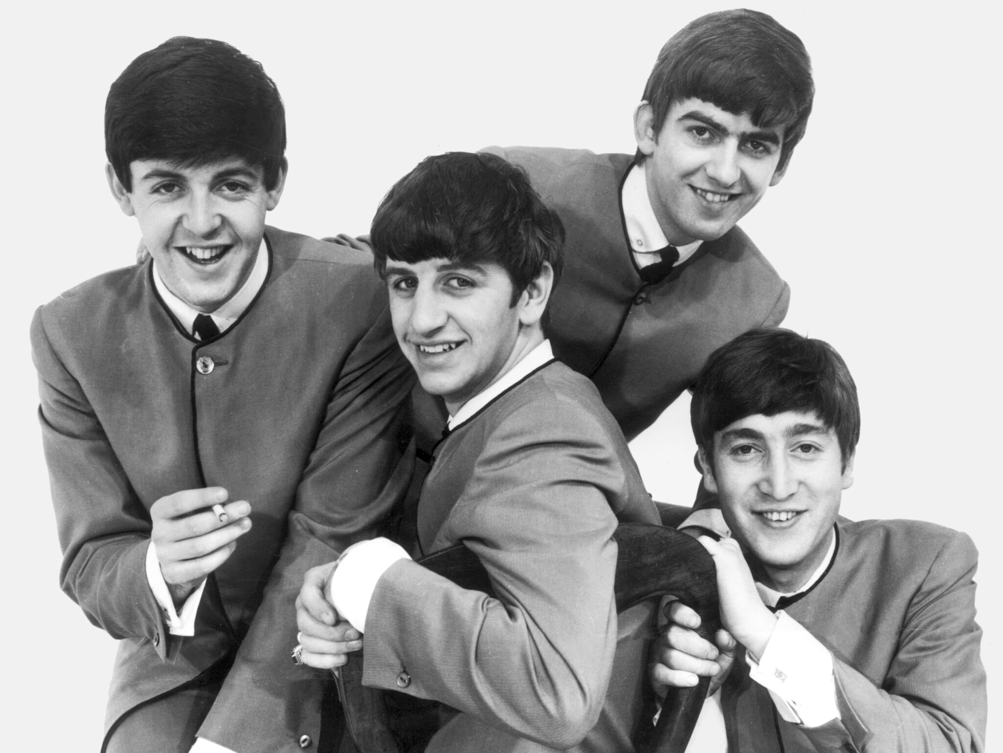 The Beatles 1963 Dezo Hoffman Capitol Records press photo 4 3 crop scaled